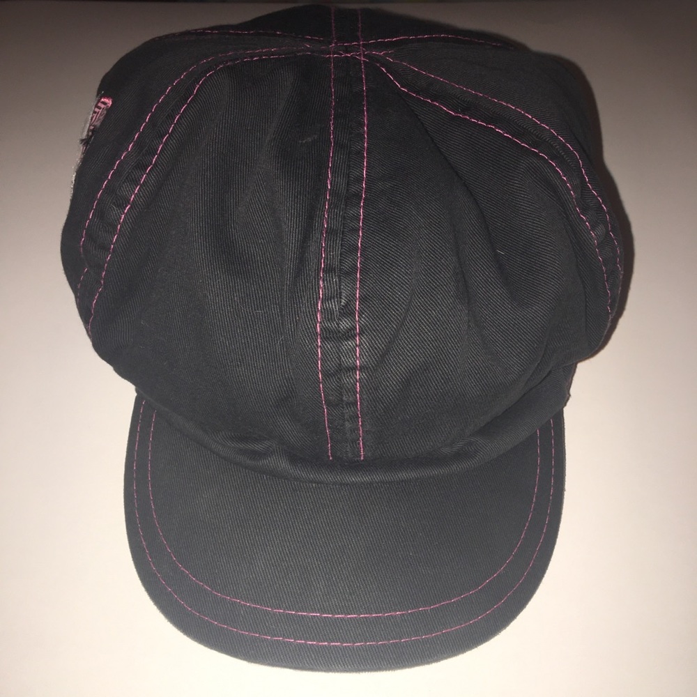 Hello Kitty Cap - Picture 2 of 4